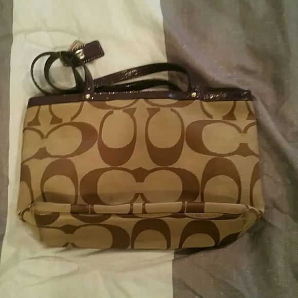 Coach small handbag - Picture 6 of 7